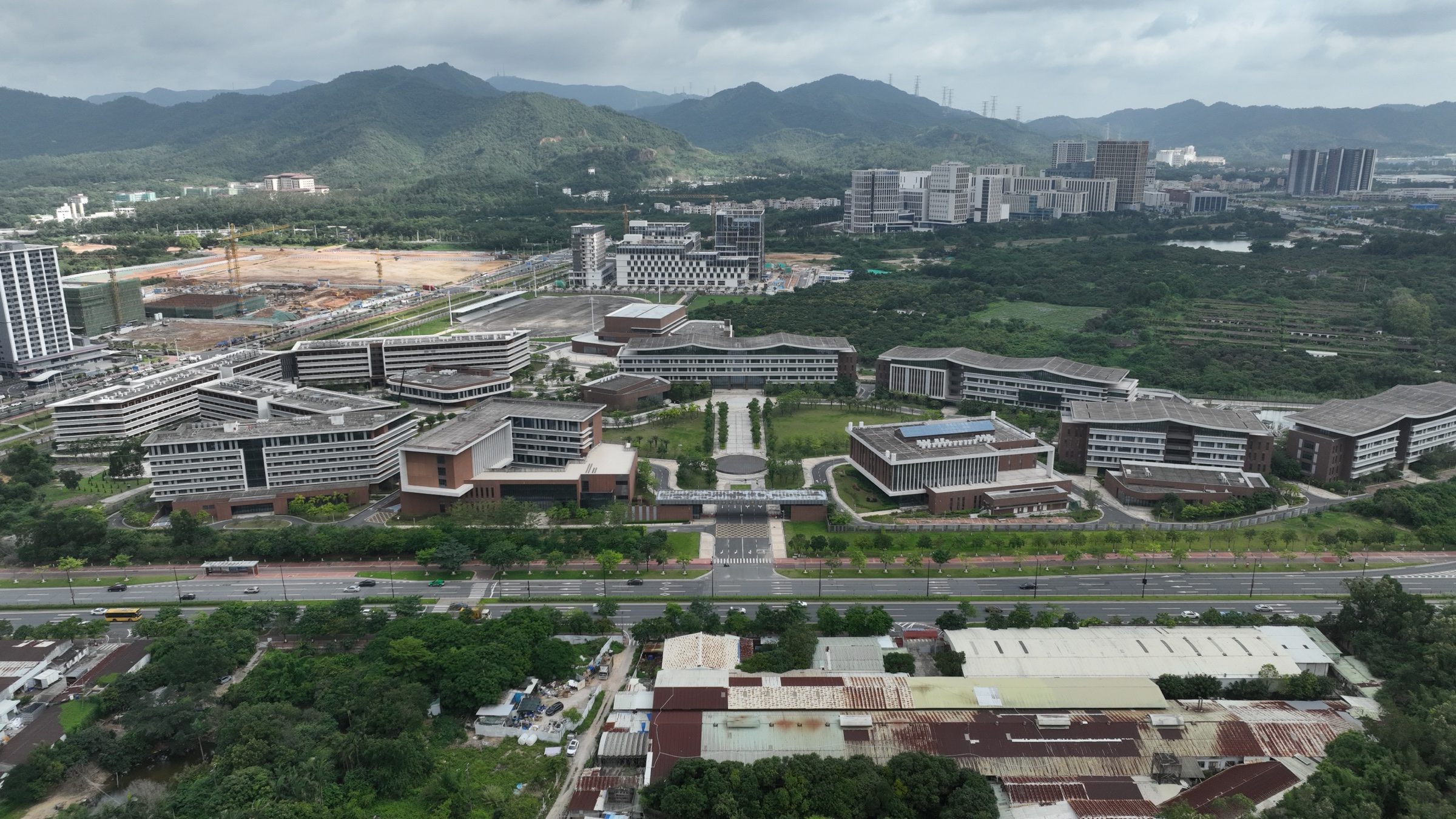 珠海市格力技工学校校园主航拍实景